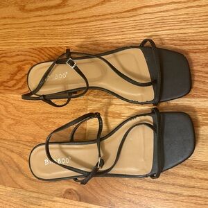 Bamboo Elegant Black Strappy Sandals